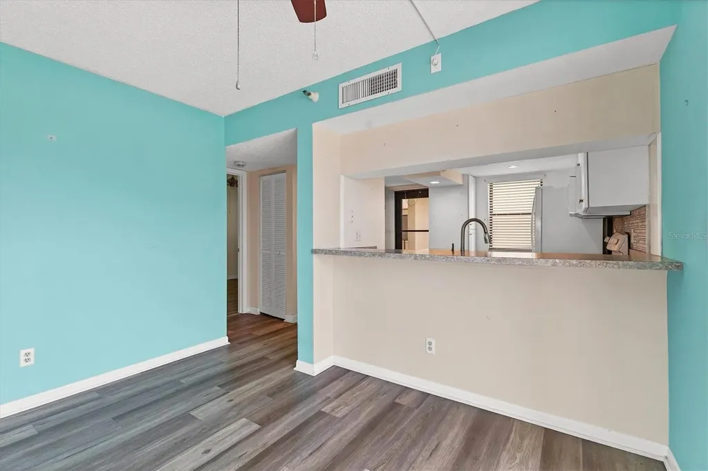 1701 Beach Road Englewood FL 34223