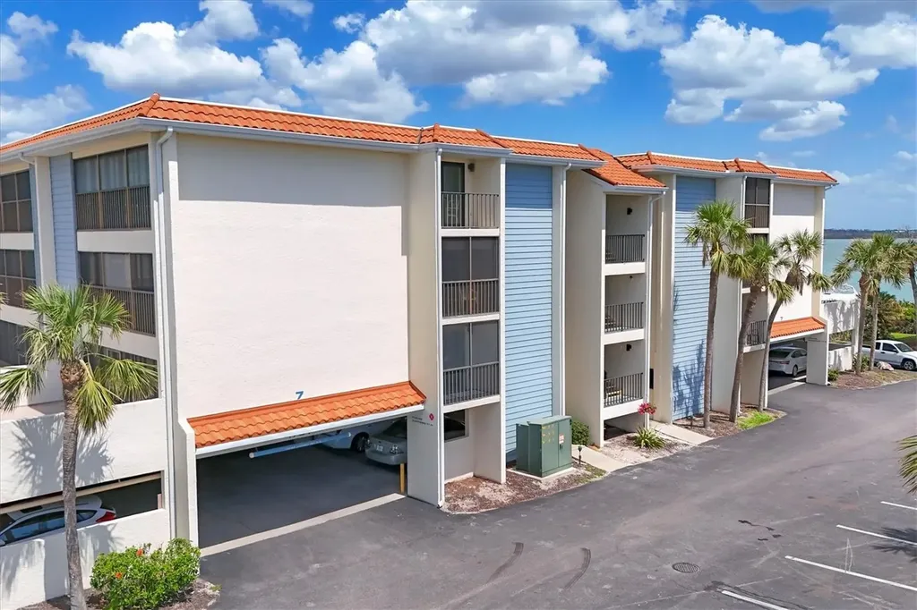 1701 Beach Road Englewood FL 34223