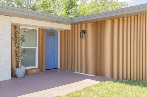 1717 Thames Street Clearwater FL 33755