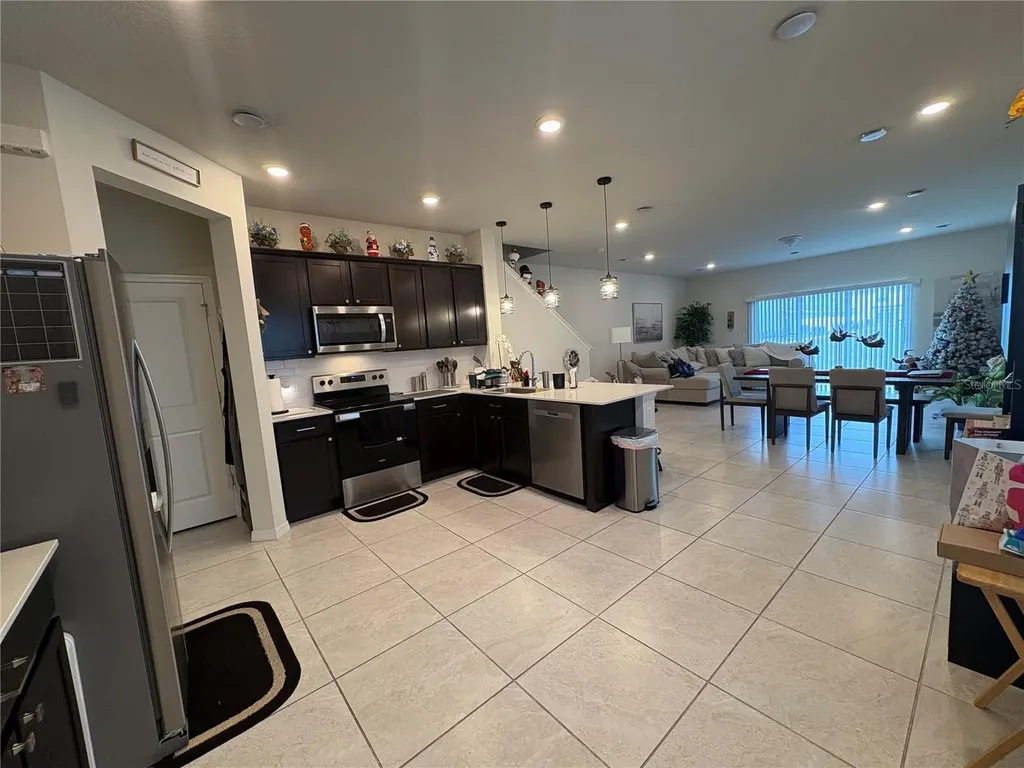4583 Cypress Cay Way Kissimmee FL 34746
