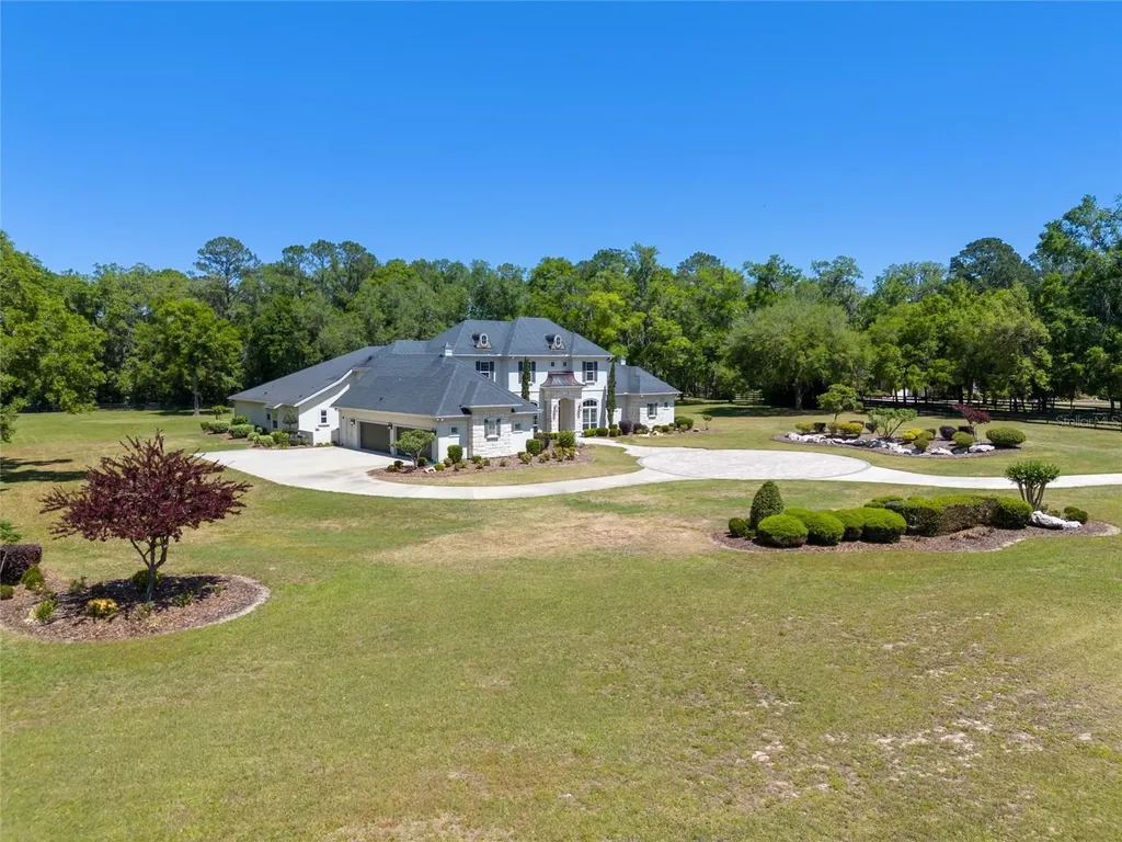 14742 NW 11th Place Newberry FL 32669