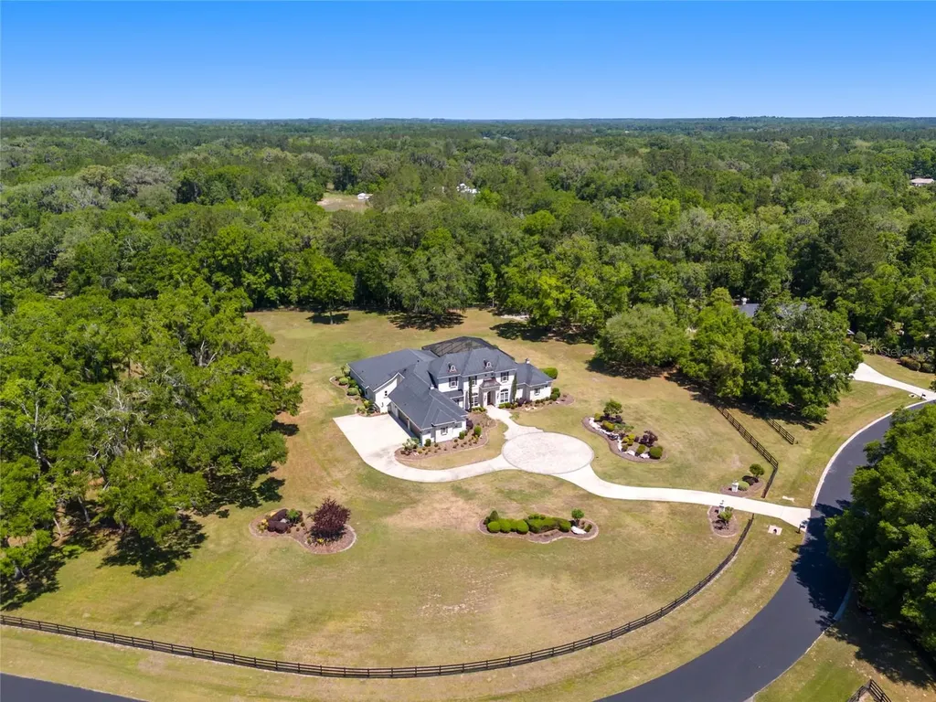 14742 NW 11th Place Newberry FL 32669