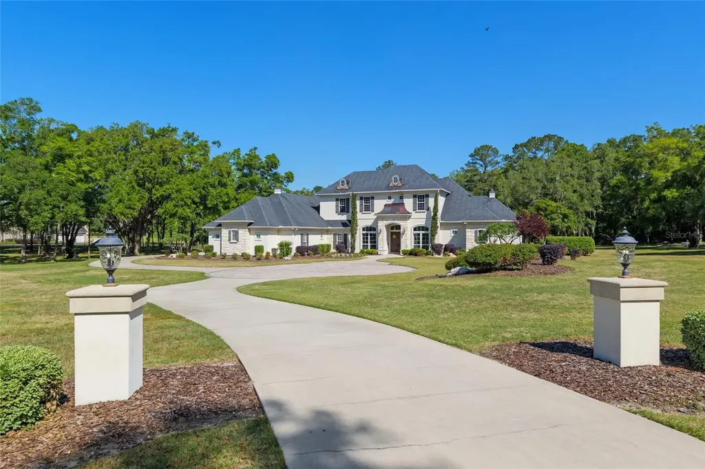 14742 NW 11th Place Newberry FL 32669