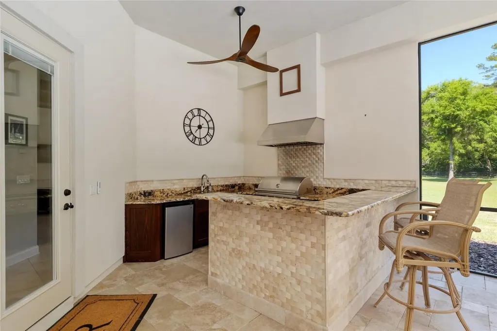 14742 NW 11th Place Newberry FL 32669