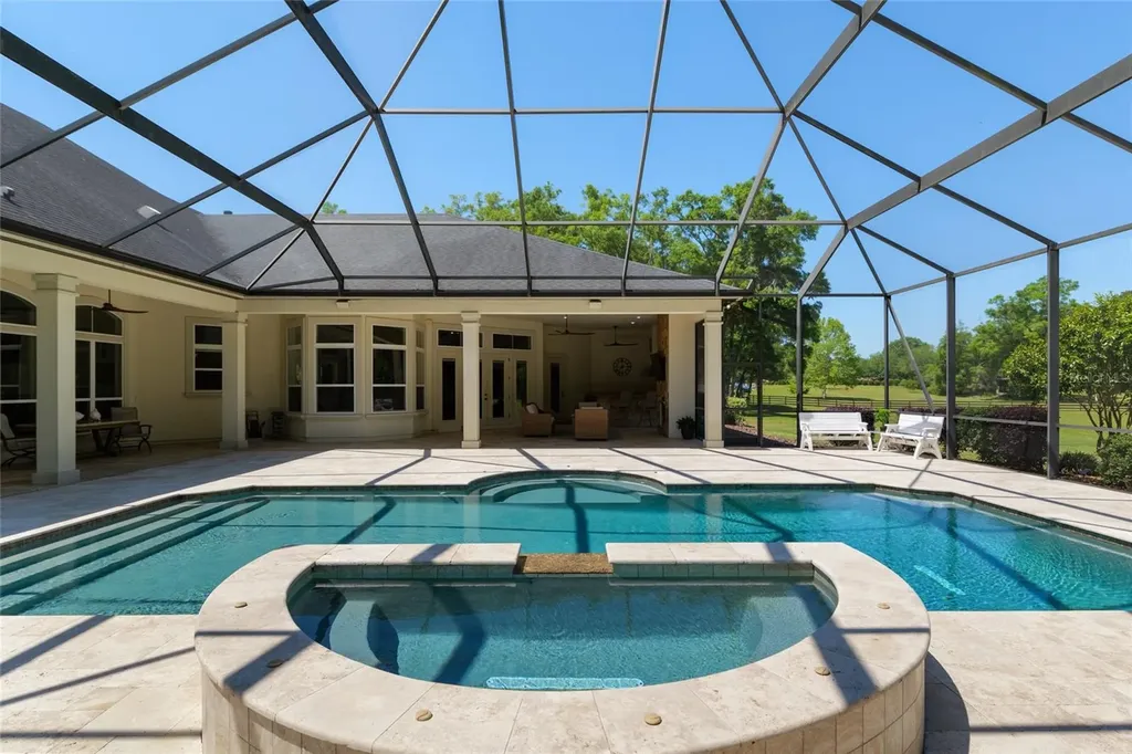 14742 NW 11th Place Newberry FL 32669