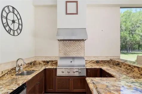 14742 NW 11th Place Newberry FL 32669