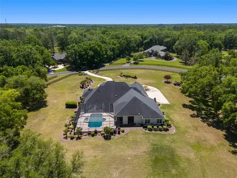 14742 NW 11th Place Newberry FL 32669