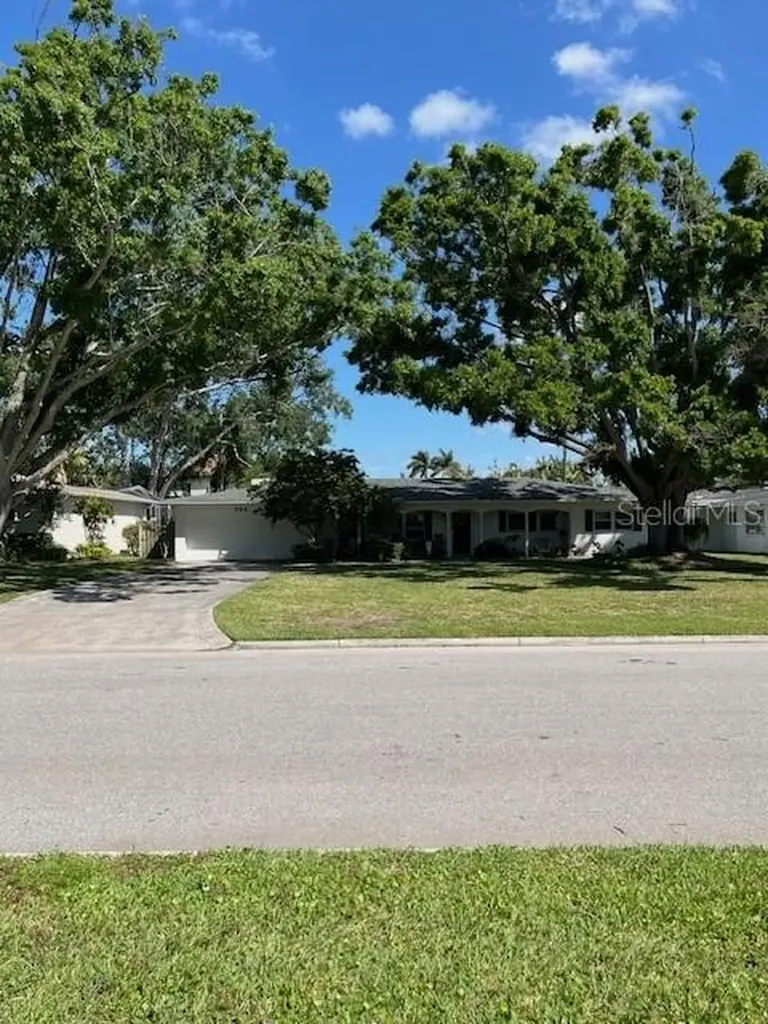 568 W Davis Boulevard Tampa FL 33606