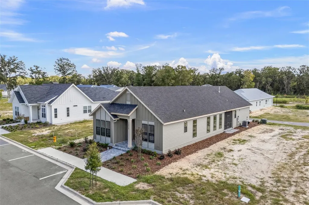13425 SW 9th Road Newberry FL 32669