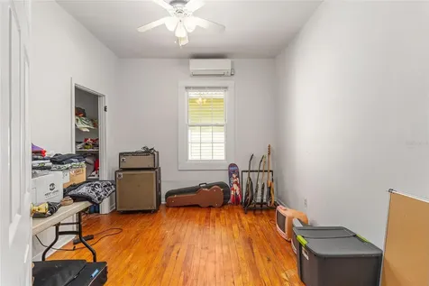 501 NW 3rd Street Gainesville FL 32601