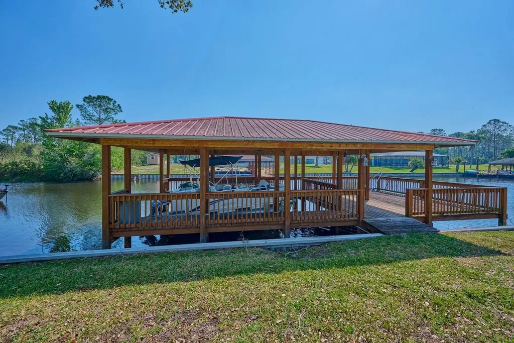6589 Banyan Drive Indian Lake Estates FL 33855