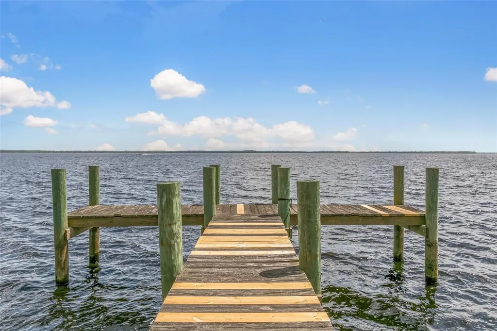311 S Prospect Street Crescent City FL 32112