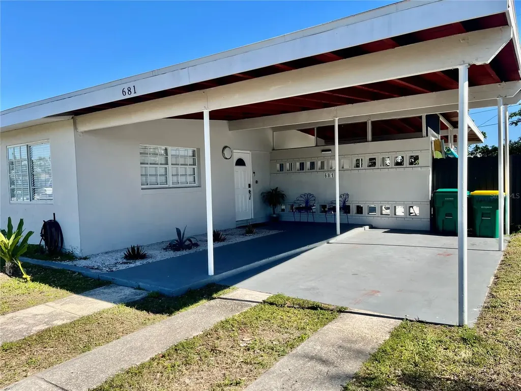 681 Dalton Boulevard Port Charlotte FL 33952