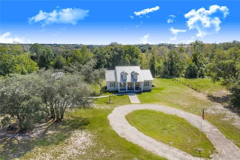 6344 Old Lake Wilson Road Davenport FL 33896
