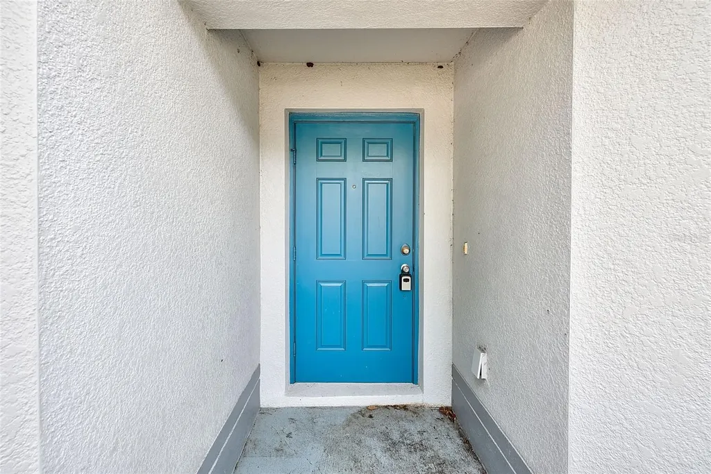 15410 Quail Woods Place Ruskin FL 33573