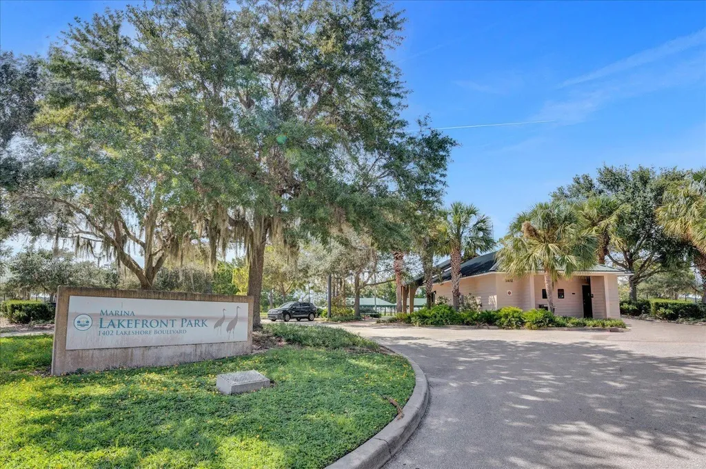 201 Massachusetts Avenue St Cloud FL 34769