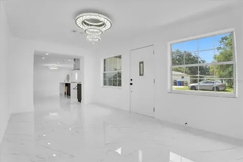 201 Massachusetts Avenue St Cloud FL 34769
