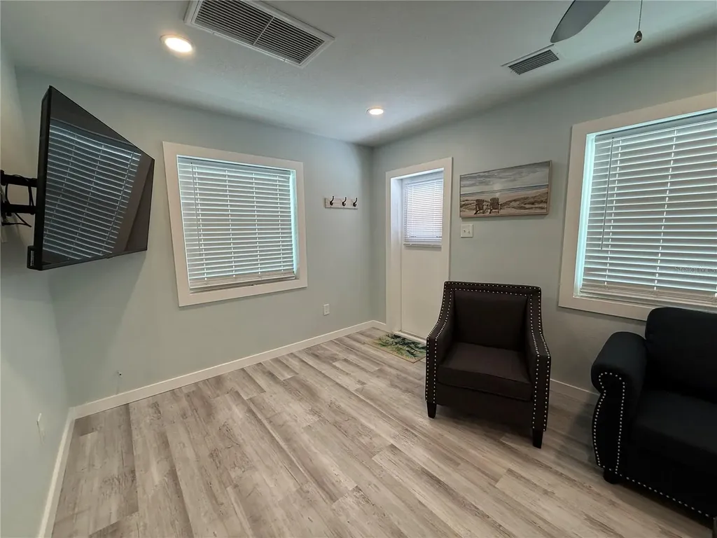 8050 Bayshore Drive Treasure Island FL 33706