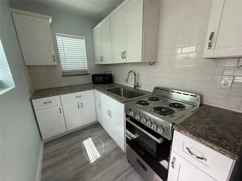 8050 Bayshore Drive Treasure Island FL 33706