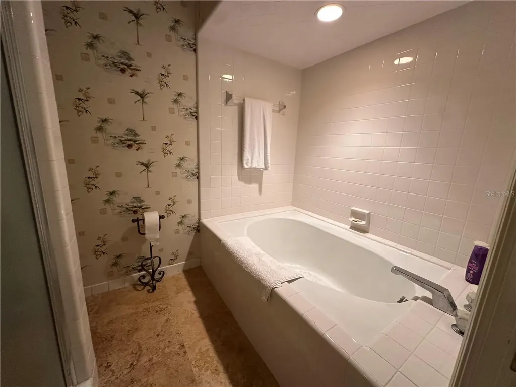 60 Bishops Court Road Osprey FL 34229