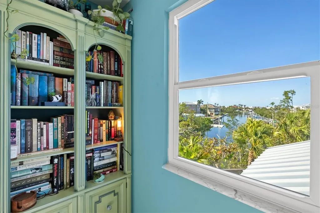 234 85th Street Holmes Beach FL 34217