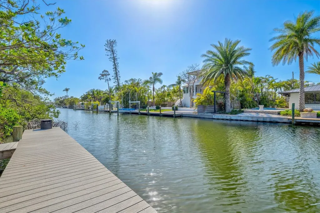 234 85th Street Holmes Beach FL 34217