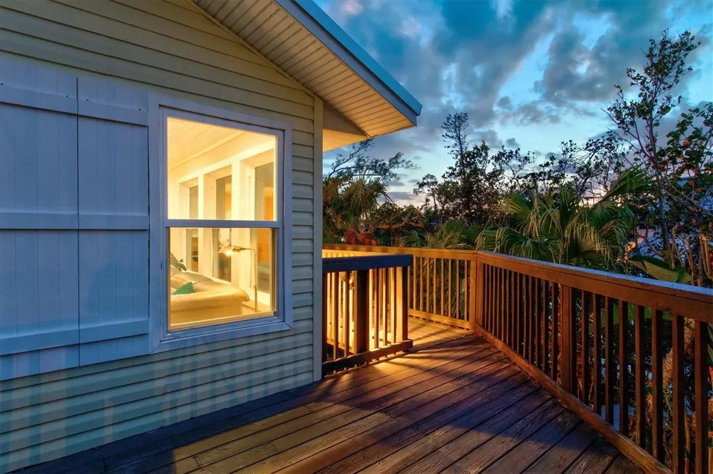 234 85th Street Holmes Beach FL 34217