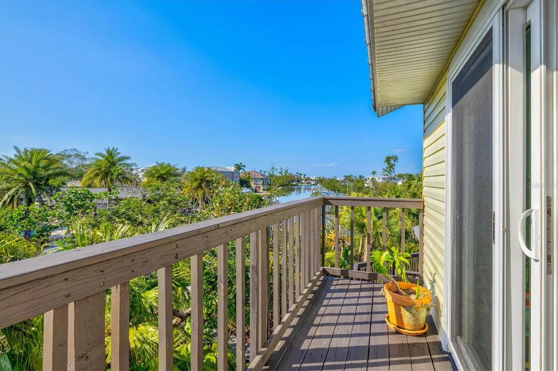 234 85th Street Holmes Beach FL 34217