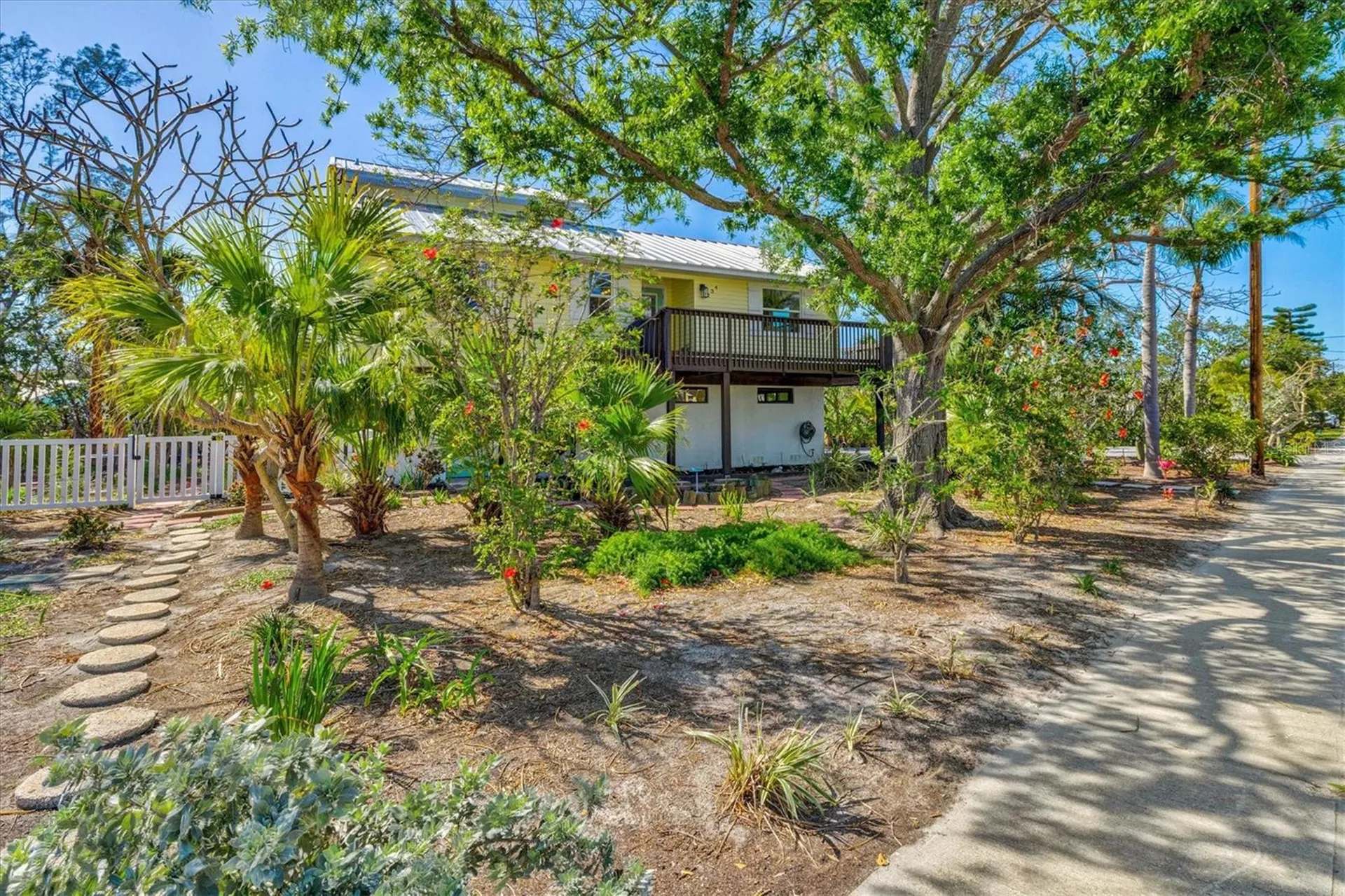 234 85th Street Holmes Beach FL 34217