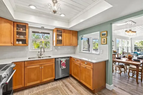 234 85th Street Holmes Beach FL 34217