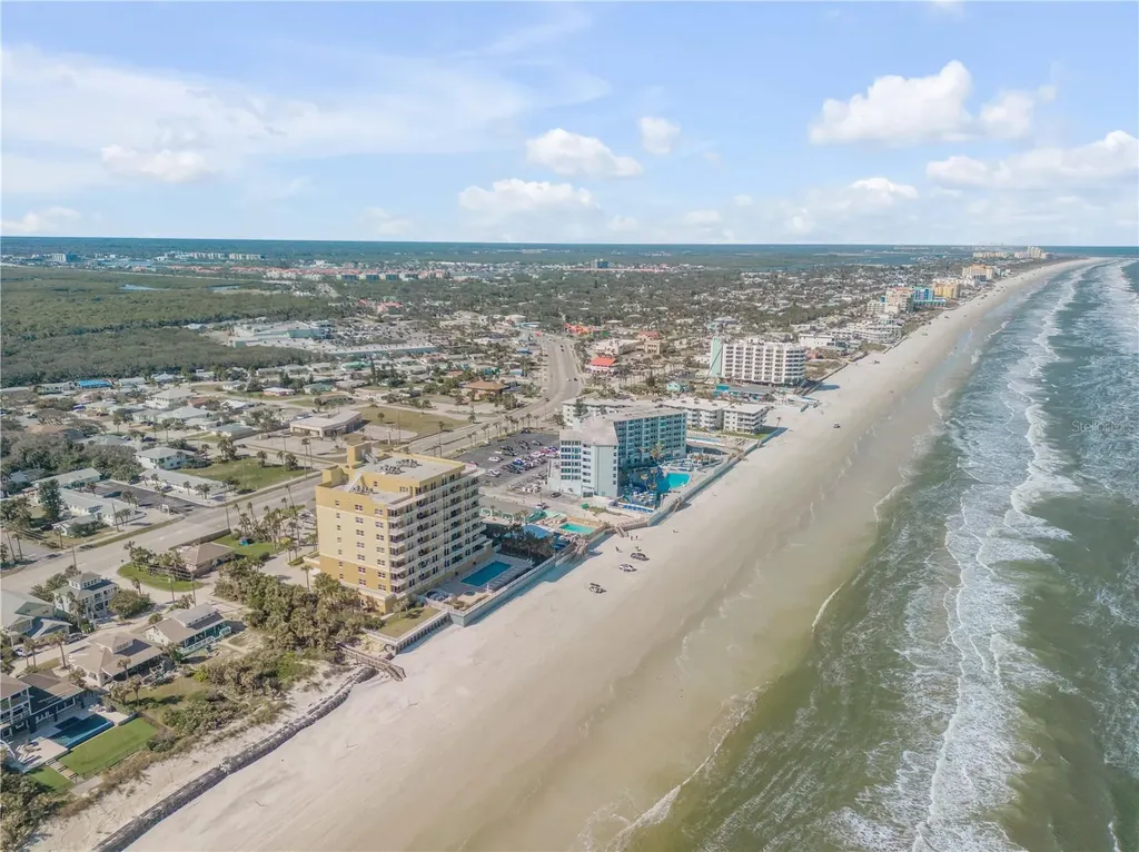 1804 Saxon Drive New Smyrna Beach FL 32169