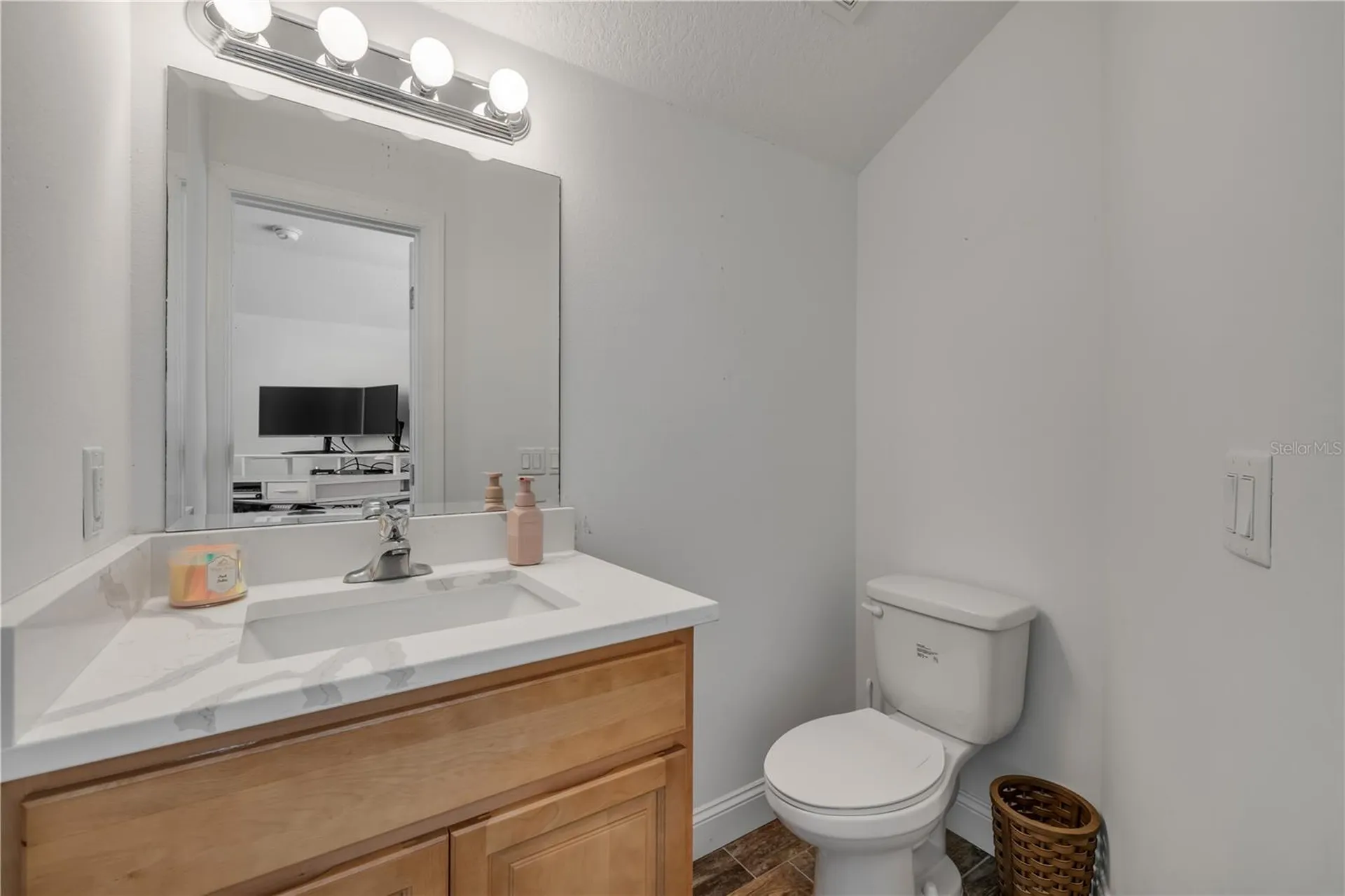 1804 Saxon Drive New Smyrna Beach FL 32169