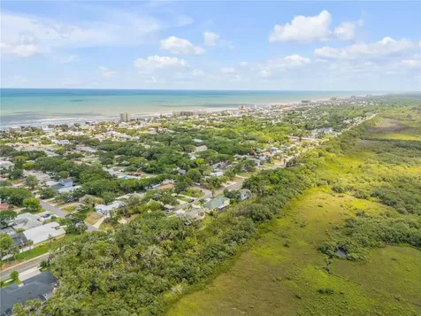 1804 Saxon Drive New Smyrna Beach FL 32169