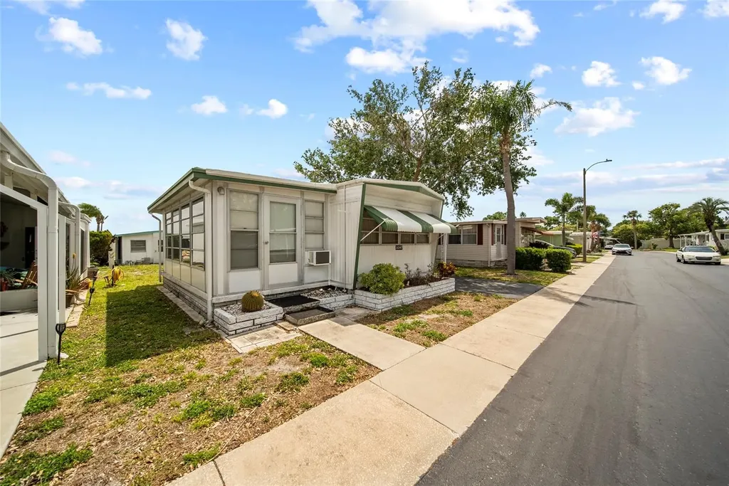 11047 102nd Way Largo FL 33773