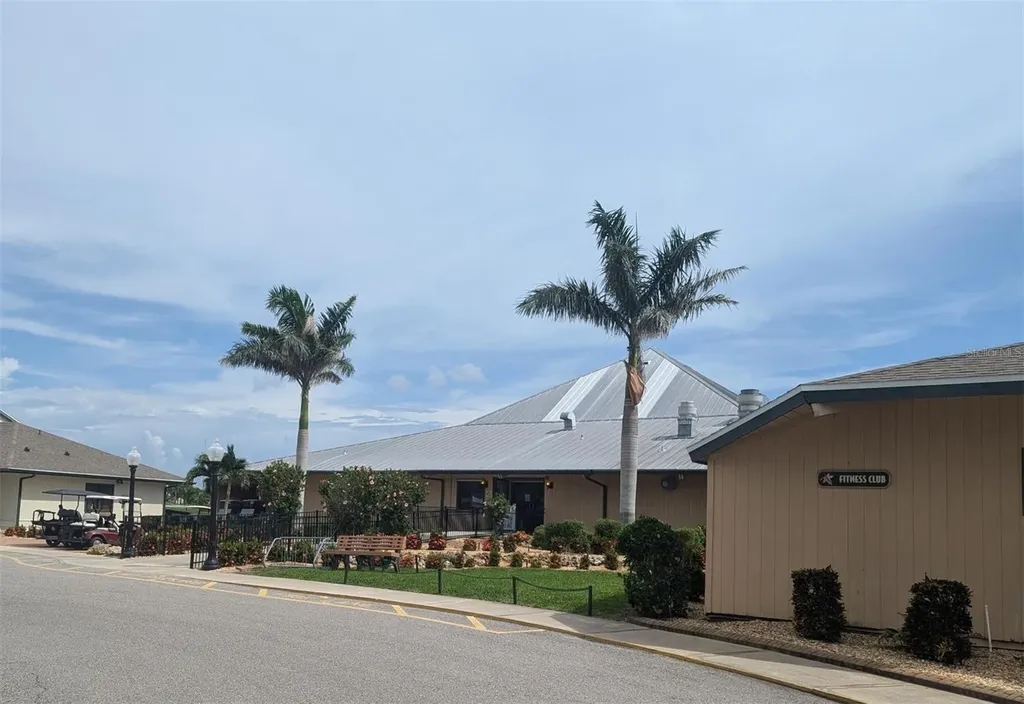 2100 Kings Highway Port Charlotte FL 33980