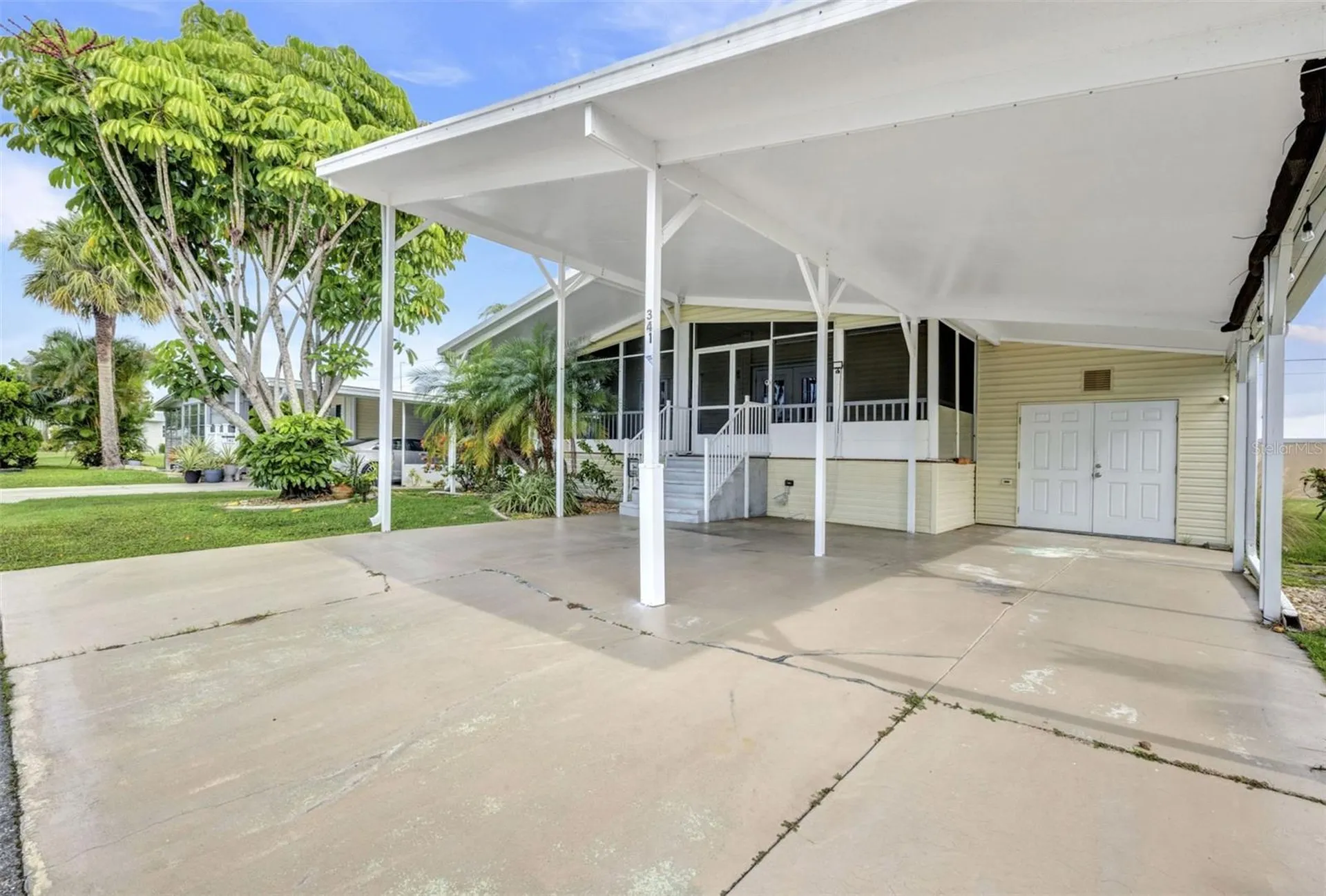 2100 Kings Highway Port Charlotte FL 33980