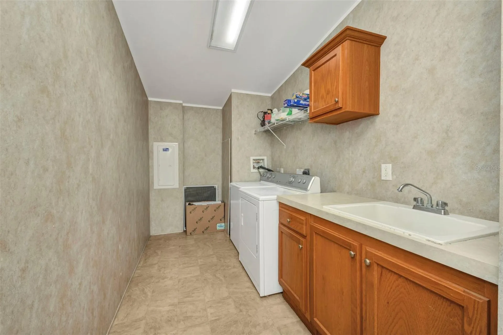2100 Kings Highway Port Charlotte FL 33980