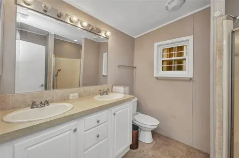 2100 Kings Highway Port Charlotte FL 33980
