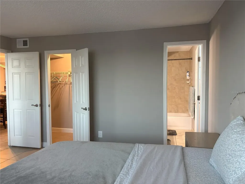 2755 Coconut Bay Lane Sarasota FL 34237