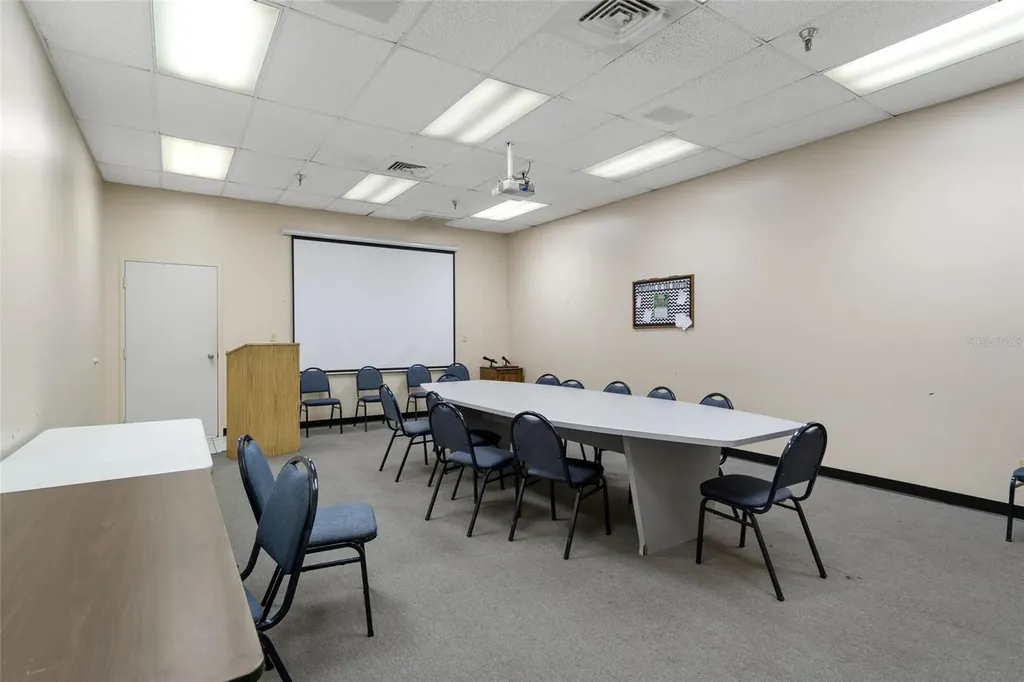 1624 N Meadowcrest Boulevard Crystal River FL 34429