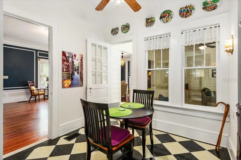 2326 2nd Avenue E Bradenton FL 34208