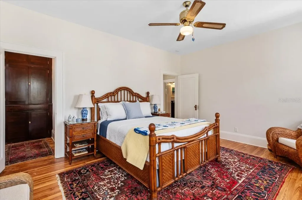 2326 2nd Avenue E Bradenton FL 34208