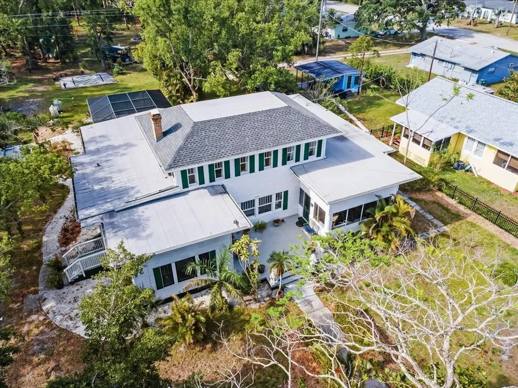 2326 2nd Avenue E Bradenton FL 34208