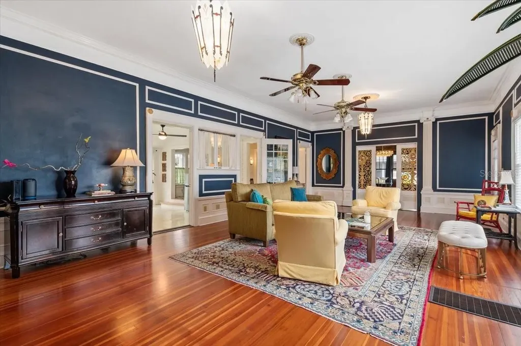 2326 2nd Avenue E Bradenton FL 34208