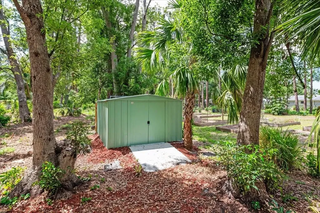 2326 2nd Avenue E Bradenton FL 34208