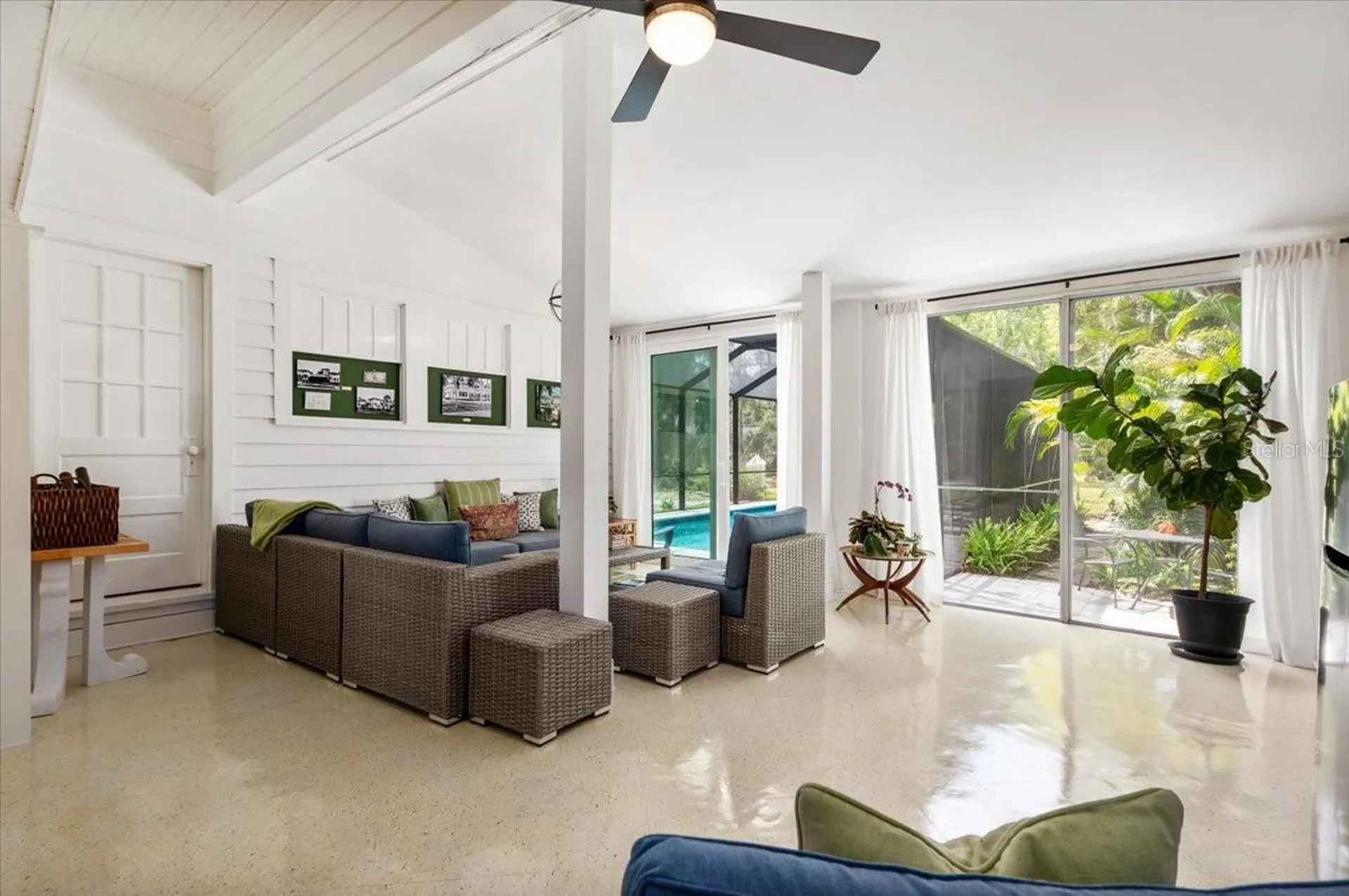 2326 2nd Avenue E Bradenton FL 34208