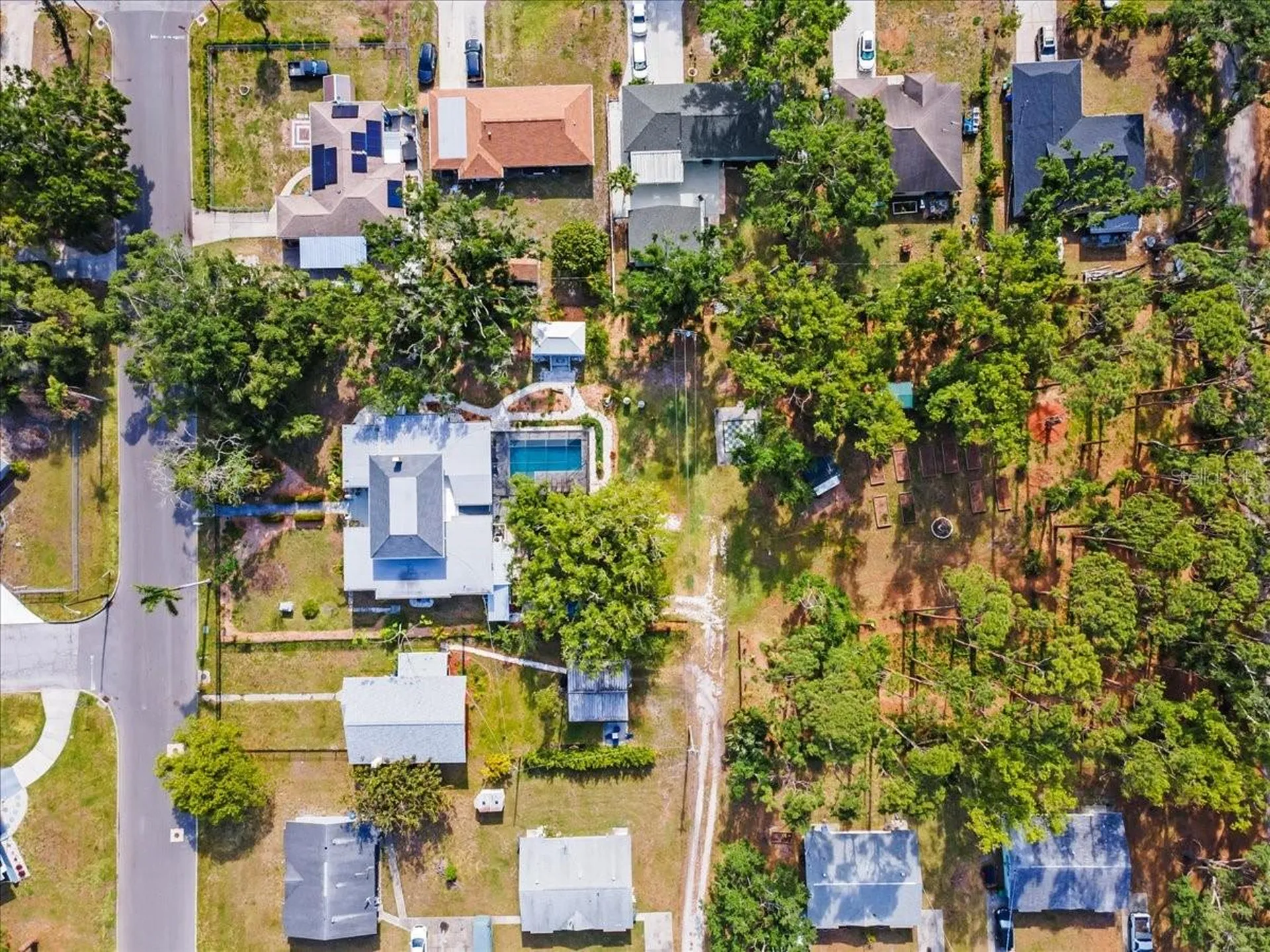 2326 2nd Avenue E Bradenton FL 34208