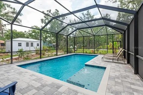 2326 2nd Avenue E Bradenton FL 34208