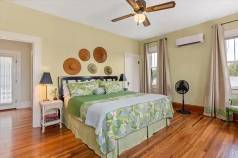 2326 2nd Avenue E Bradenton FL 34208