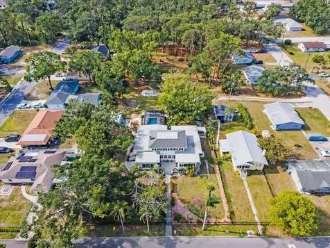 2326 2nd Avenue E Bradenton FL 34208